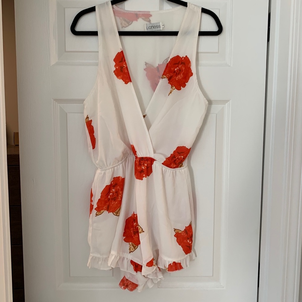 Never worn romper size large